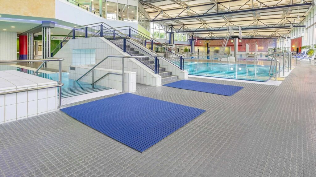 Swimming pool mats